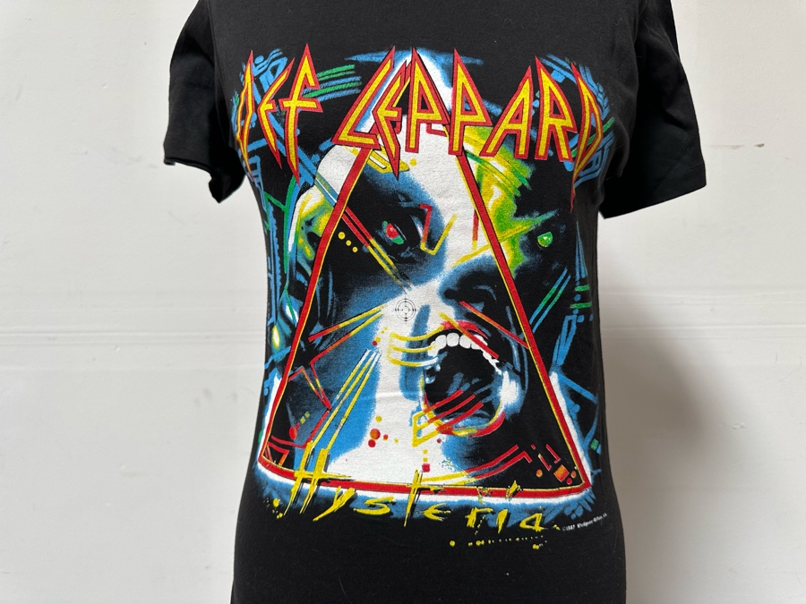 Vintage 1987 Def Leppard Hysteria Rock Concert T-Shirt Women's Size M [Photo 4]