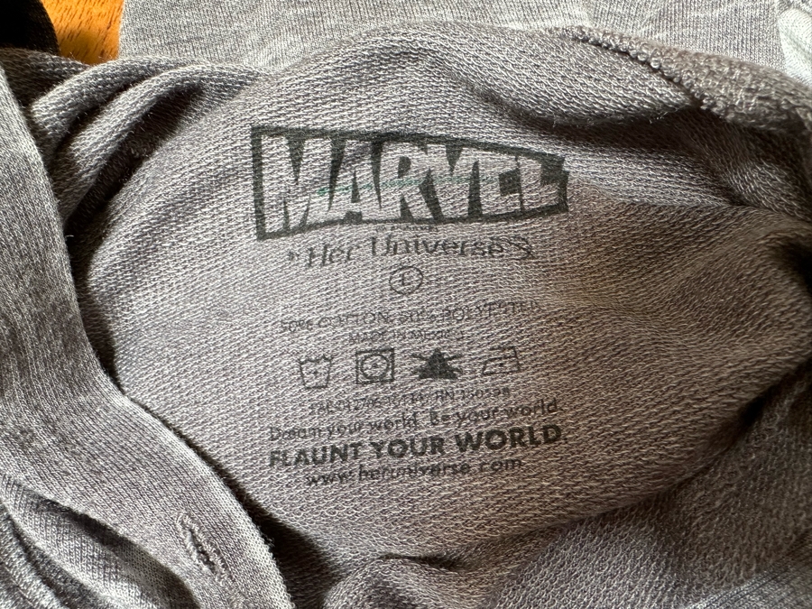 Five Marvel T-Shirts Spider-Man, Guardians Of The Galaxy Groot, Black Widow Sizes S,M & L [Photo 9]