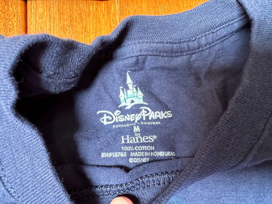 Six Vintage Disney Christmas T-Shirts Size M,S [Photo 7]