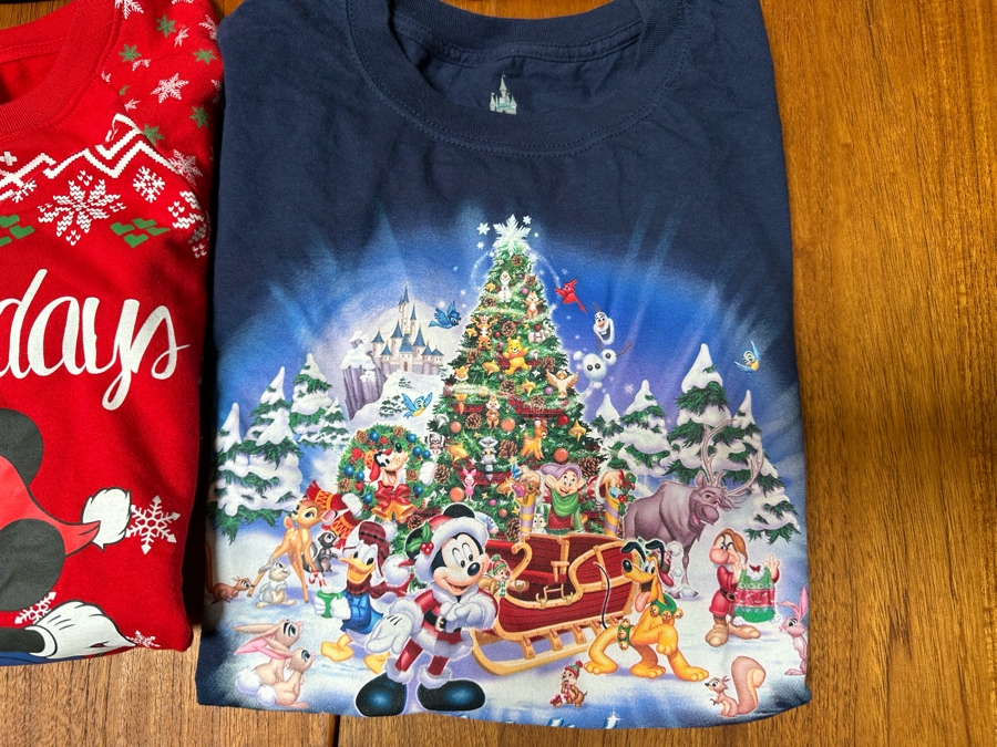 Six Vintage Disney Christmas T-Shirts Size M,S [Photo 6]
