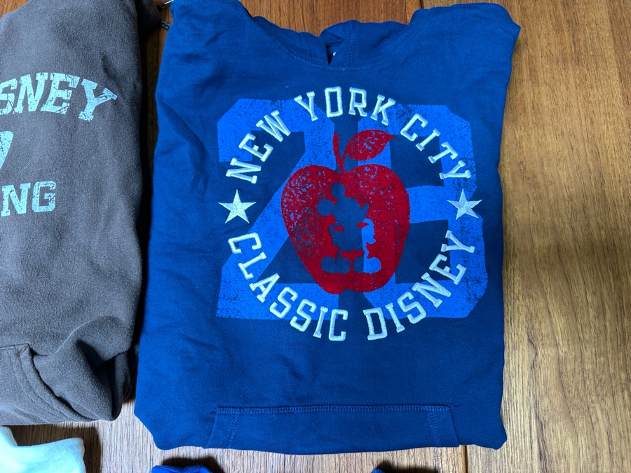 Six Vintage Disney T-Shirts / Sweatshirts Size S,M,L [Photo 10]