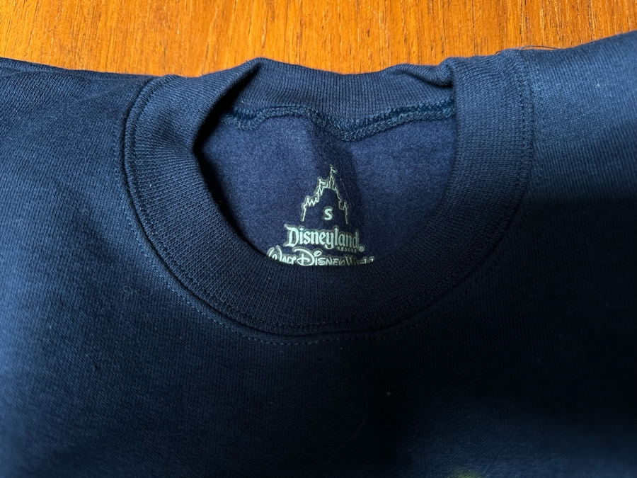 Six Vintage Disney T-Shirts / Sweatshirts Size S,M,L [Photo 16]