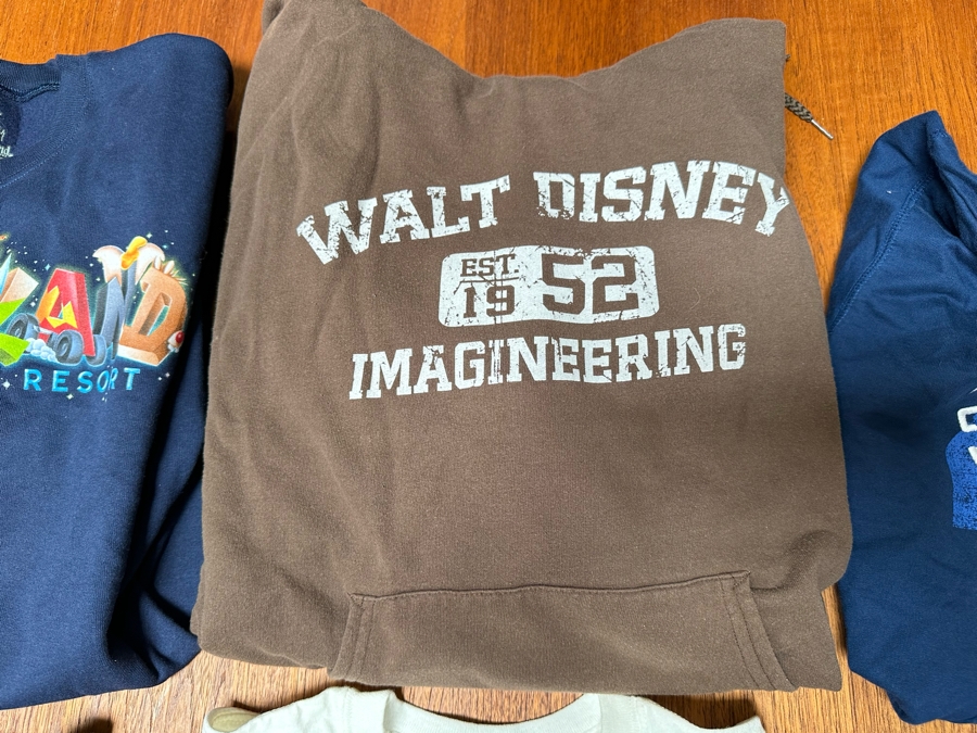 Six Vintage Disney T-Shirts / Sweatshirts Size S,M,L [Photo 12]