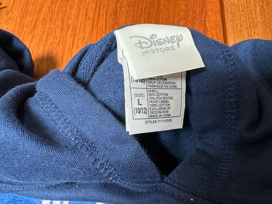 Six Vintage Disney T-Shirts / Sweatshirts Size S,M,L [Photo 11]