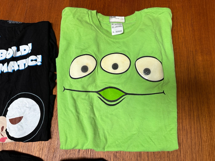 Six Vintage Disney T-Shirts Size M,XL [Photo 8]