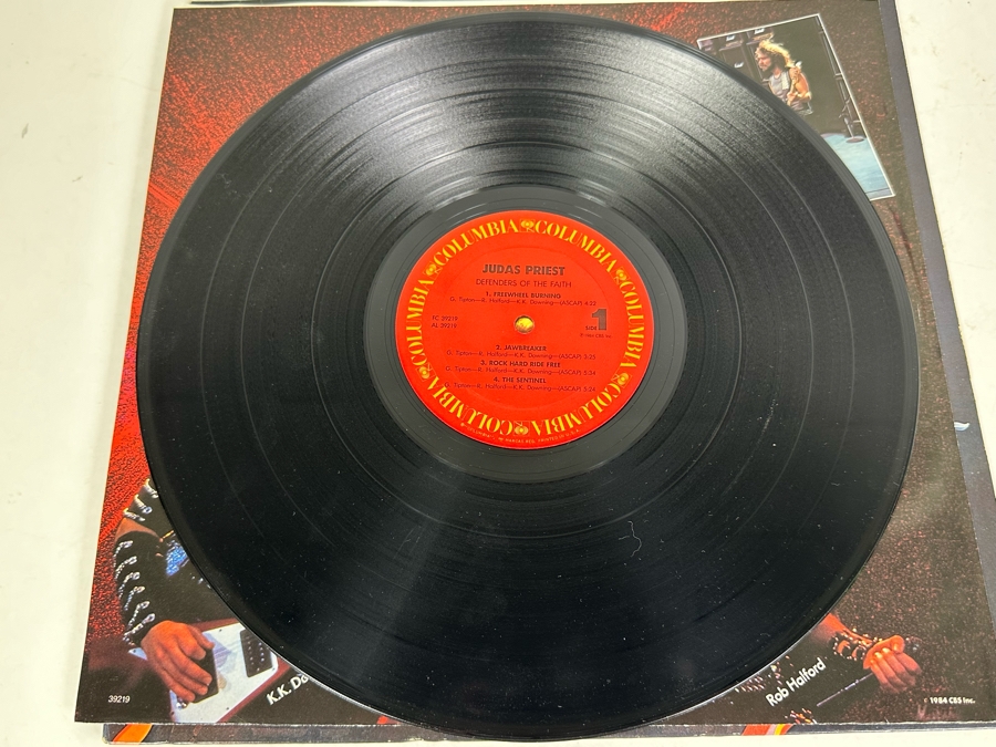 Judas Priest Defenders Of The Faith Vinyl Record [Photo 4]