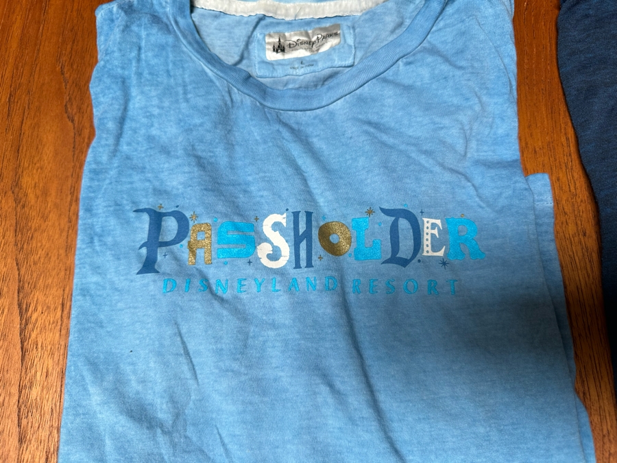 Five Vintage T-Shirts And Mickey Mouse Disney Ears Size S,M,L [Photo 2]