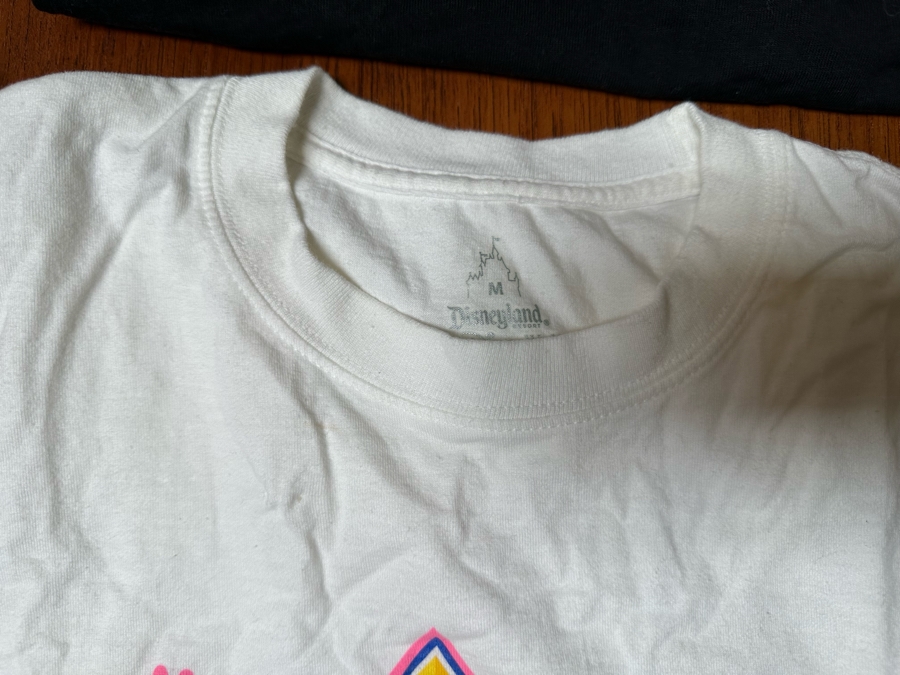 Six Vintage Disney T-Shirts Size S,M [Photo 7]