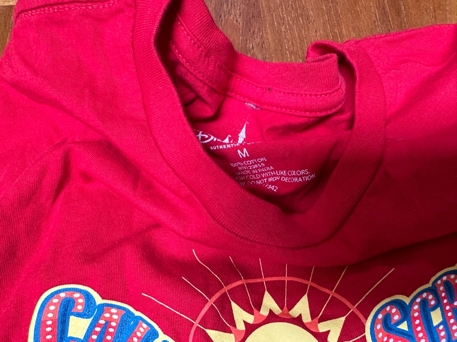 Six Vintage Disney T-Shirts Size S,M [Photo 11]