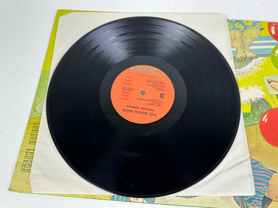 The Beach Boys Endless Summer Vinyl Record [Photo 4]