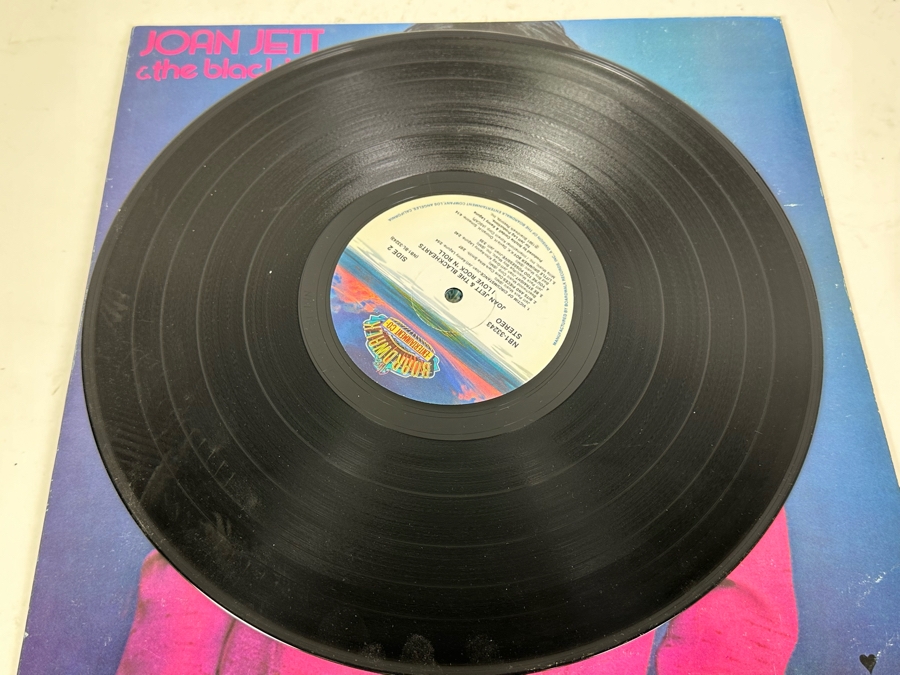 Joan Jett & The Blackhearts I Love Rock-N-Roll Vinyl Record [Photo 4]