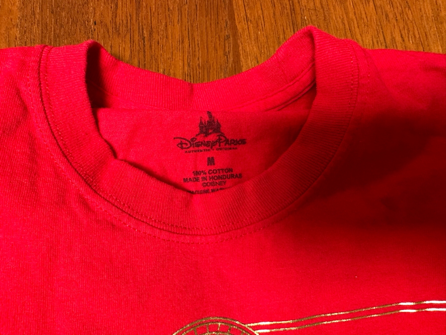 Pair Of Disneyland T-Shirts Size M [Photo 5]