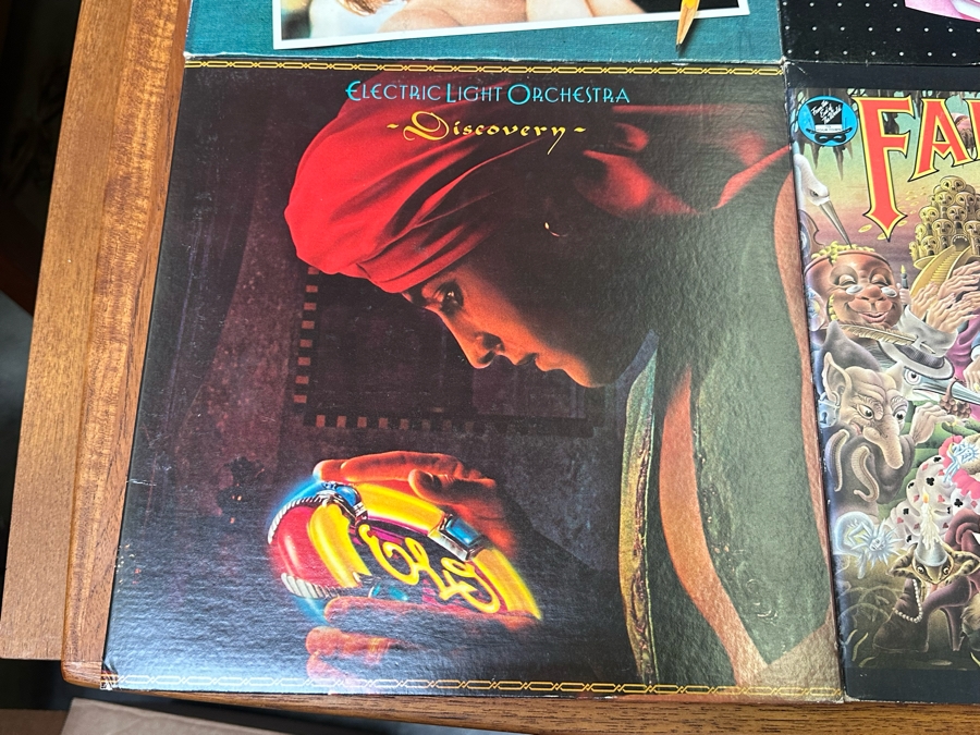 Twelve Vinyl Records [Photo 2]