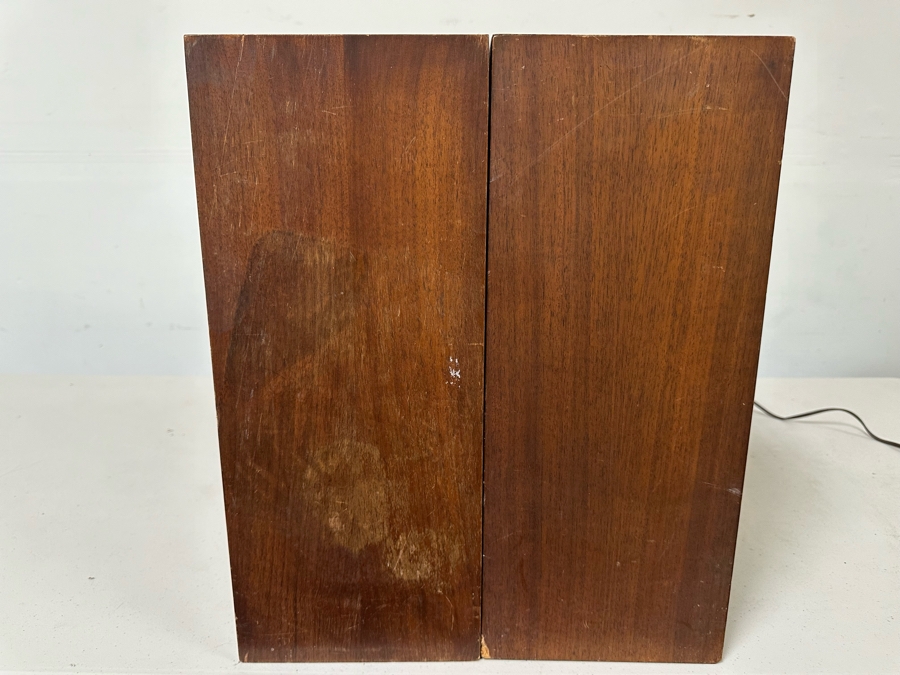 Pair Of Vintage KLH Model Twenty-Four Loudspeakers - Tested [Photo 4]