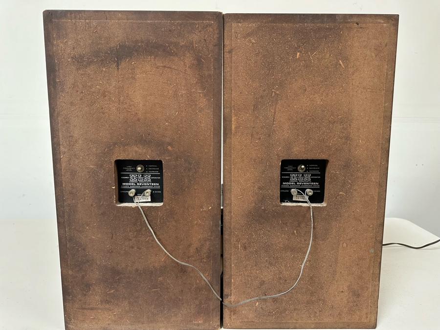 Pair Of Vintage KLH Model Seventeen Loudspeakers - Tested 23'H [Photo 4]