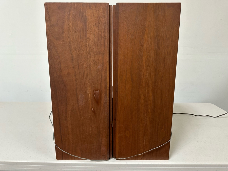 Pair Of Vintage KLH Model Seventeen Loudspeakers - Tested 23'H [Photo 7]