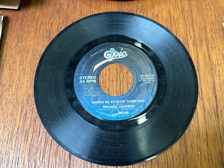 Collection Of Vintage 45rpm Vinyl Records [Photo 3]
