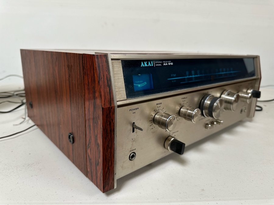 Vintage AKAI Stereo Receiver Model AA-910 Tested [Photo 8]
