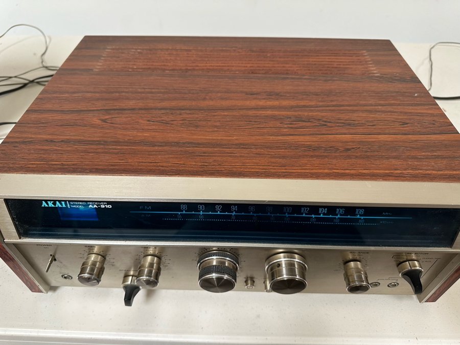 Vintage AKAI Stereo Receiver Model AA-910 Tested [Photo 7]