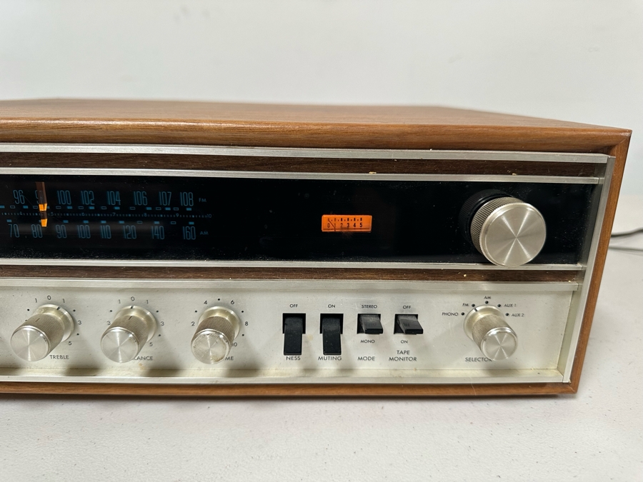 The Fisher 195 AM-FM Stereo Receiver - Tested [Photo 5]
