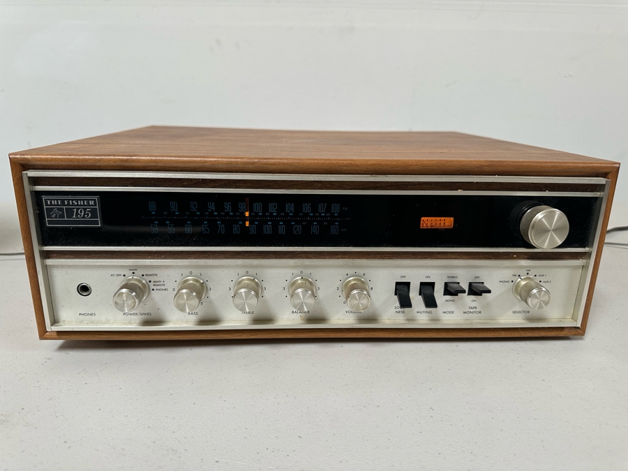 The Fisher 195 AM-FM Stereo Receiver - Tested [Photo 2]