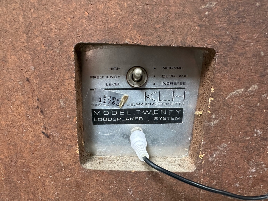 Pair Of Vintage KLH Model Twenty Loudspeakers 23'H - Tested	 [Photo 5]