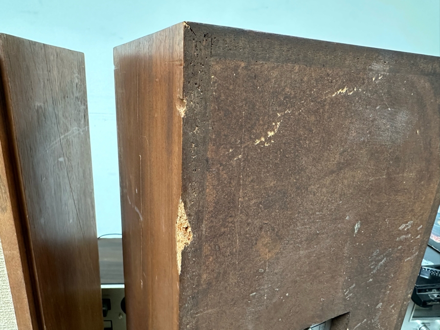 Pair Of Vintage KLH Model Twenty Loudspeakers 23'H - Tested	 [Photo 3]