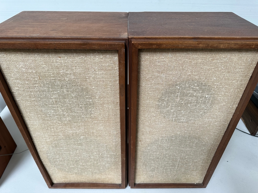 Pair Of Vintage KLH Model Twenty Loudspeakers 23'H - Tested	 [Photo 2]