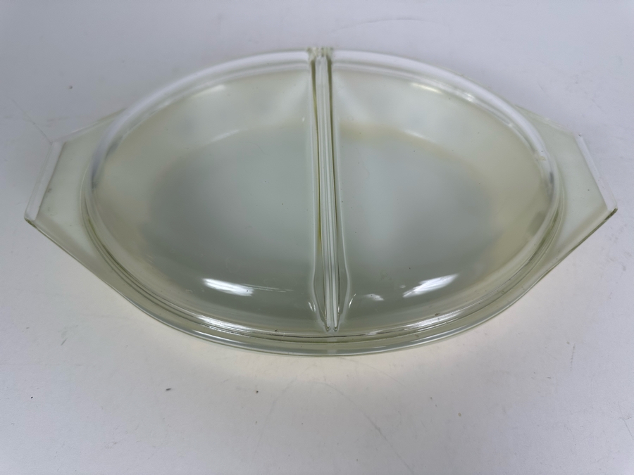 Vintage Pyrex Covered Dish 12.5W [Photo 3]