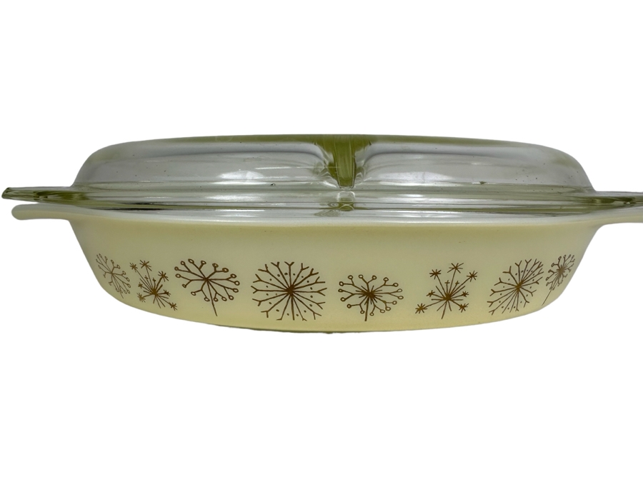 Vintage Pyrex Covered Dish 12.5W