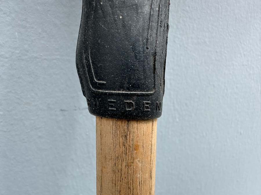 Pair Of Vintage Swedish Wooden Skis By Akadia Dansk-Svensk Staalakts 72'L And Pair Of Wooden Ski Poles [Photo 8]