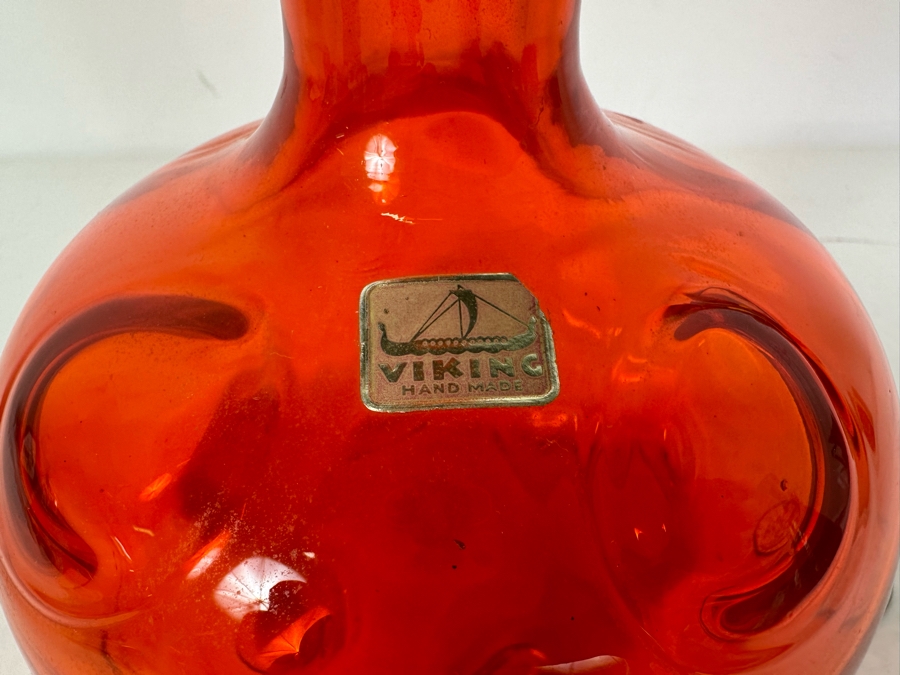 Vintage MCM Viking Glass Vase Red Amberina 9'H [Photo 3]