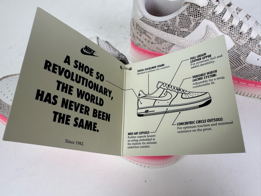 Women's New Old Stock Nike Air Force 1 Anniversary Edition Sneakers Size 6 [Photo 6]