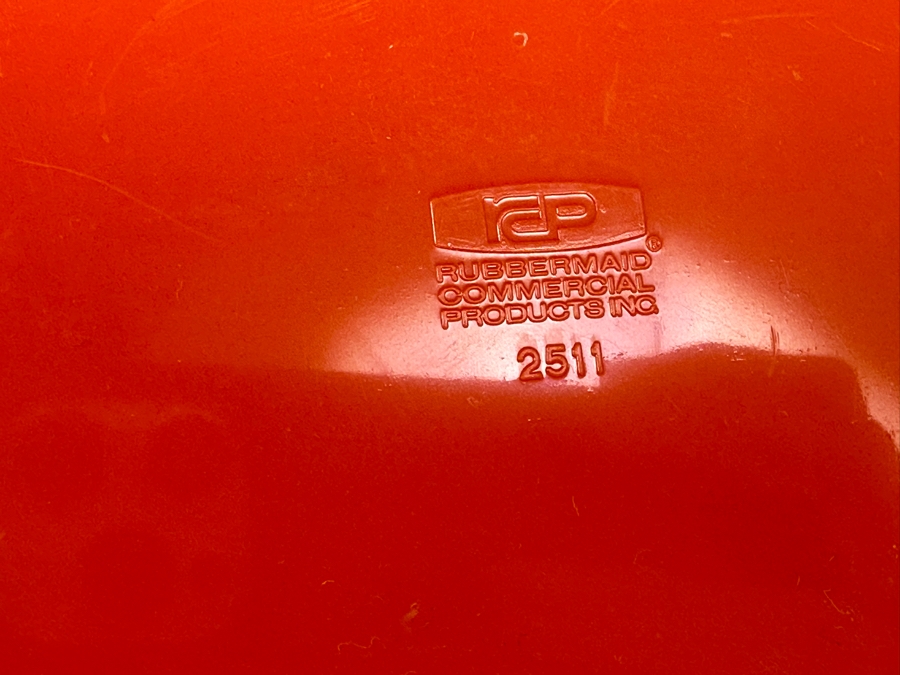 Vintage 1970s Rubbermaid 2-Tier Desk Paper Organizer 12'W X 10'D X 5.5'H [Photo 6]