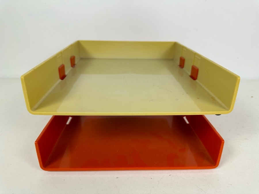 Vintage 1970s Rubbermaid 2-Tier Desk Paper Organizer 12'W X 10'D X 5.5'H [Photo 4]