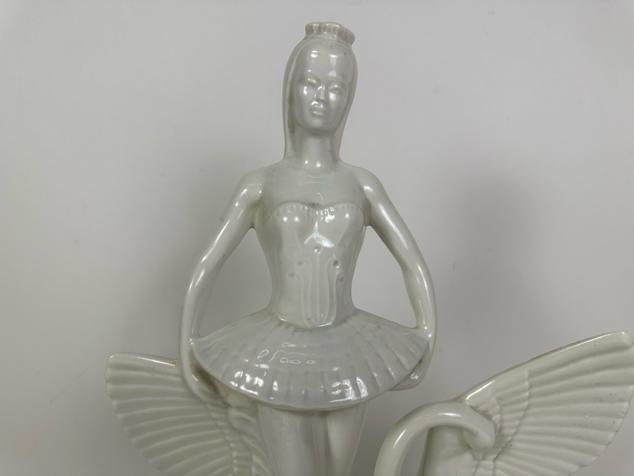 Vintage 1959 MCM Lane & Co Van Nuys CA White TV Lamp Swan Lake Ballerina L-28 11'W X 16'H [Photo 5]