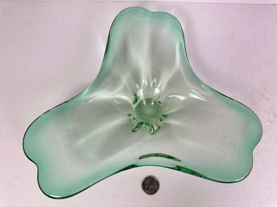 Vintage MCM Hand Blown Italian Murano Glass Triangle Shape Centerpiece 11.5'W X 10'D X 2'H [Photo 3]