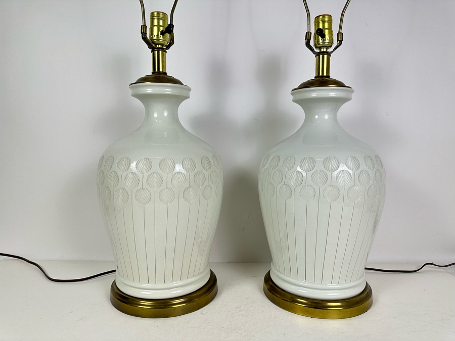 Vintage Mid-Century Modern Italian Bitossi For Nora Fenton White Minimalist Ceramic Art Pottery Lamps, A Pair No Shades 30'H [Photo 2]