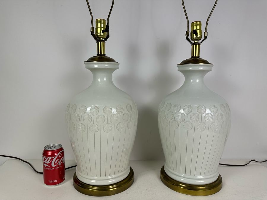 Vintage Mid-Century Modern Italian Bitossi For Nora Fenton White Minimalist Ceramic Art Pottery Lamps, A Pair No Shades 30'H [Photo 5]
