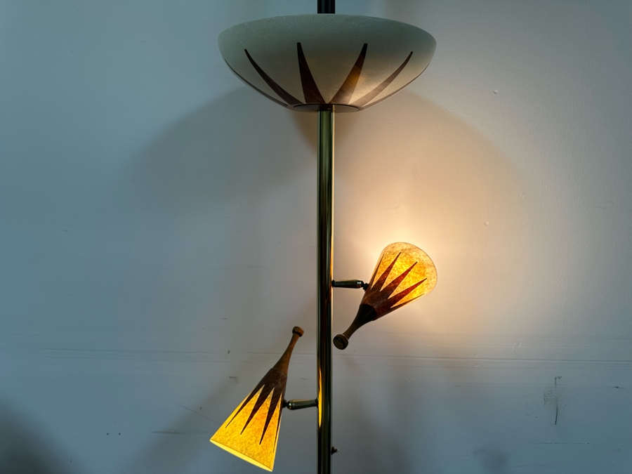 Vintage Mid-Century Modern Tension Rod Pole Lamp With Adjustable Fiberglass Shades (Middle Shade Ball Is Loose From Socket) 104'H [Photo 14]