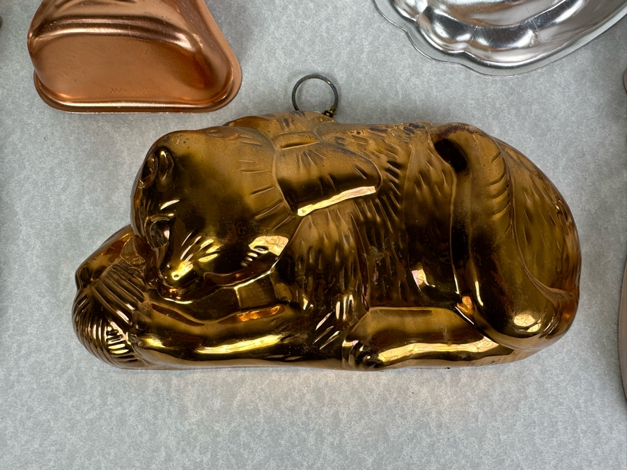 Five Vintage Metal Jello Molds Wall Decor [Photo 2]