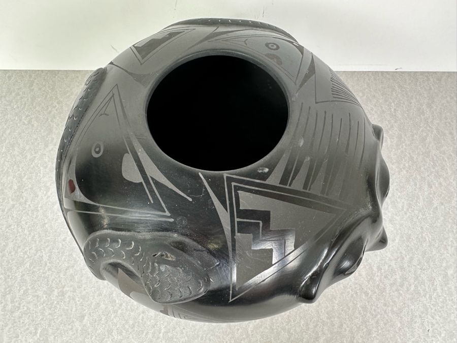 Vintage Mata Ortiz Jesus Quezada Blackware Pottery Olla With Raised Snake And Face Artist Signed 10'W X 7'H [Photo 13]
