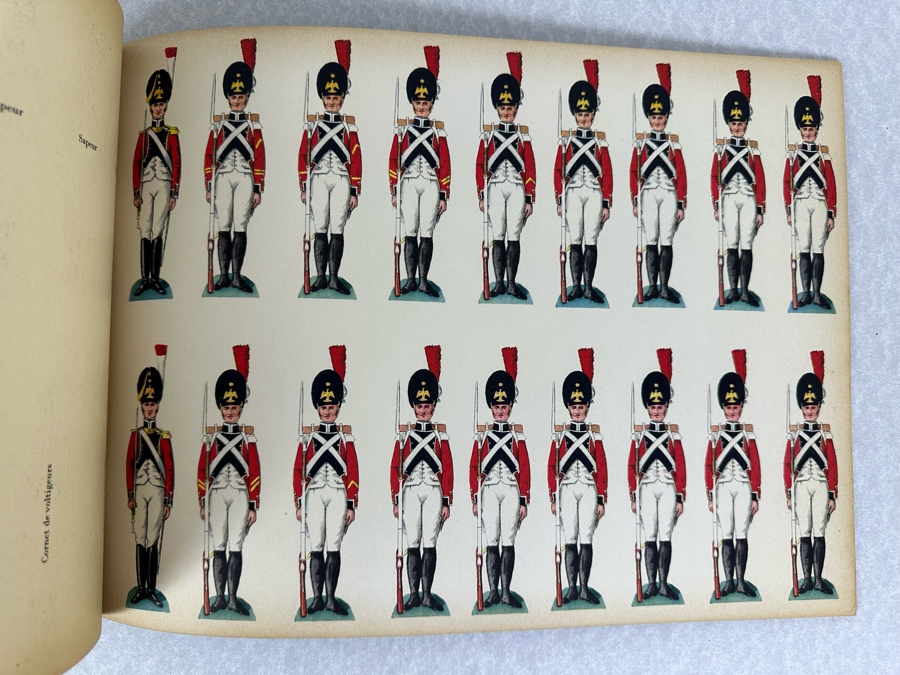 Vintage French Napoleon Paper Doll Book La Grande Armee Album No. 2 [Photo 11]