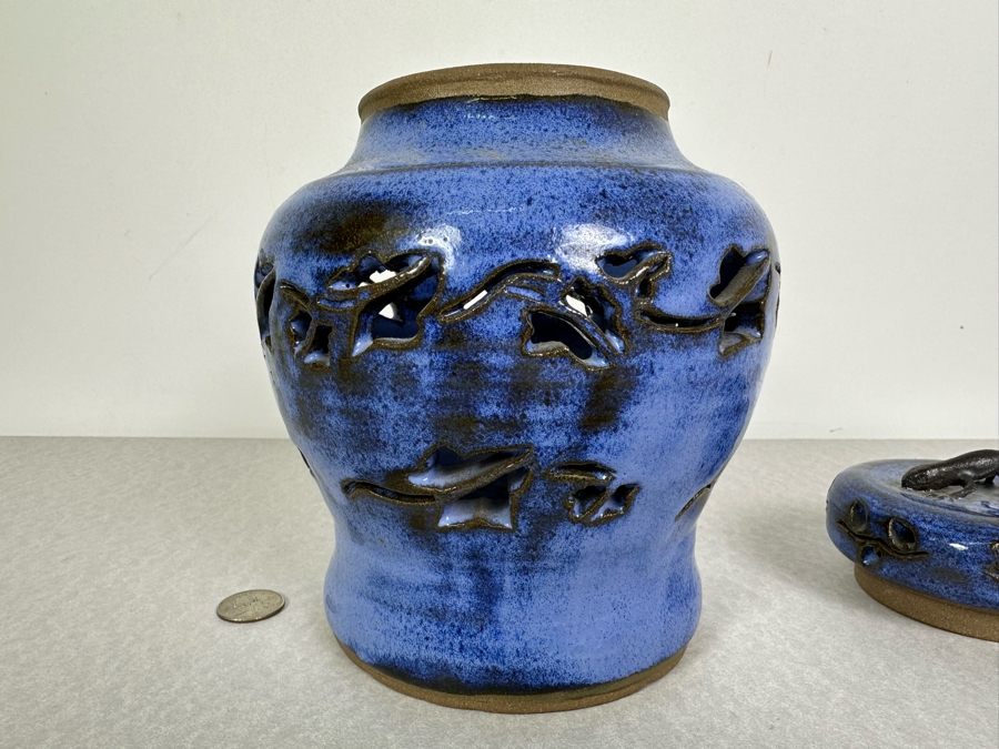 Just Added - Vintage Art Pottery Blue Jar With Lid And Salamander Finial 8.5'H [Photo 5]