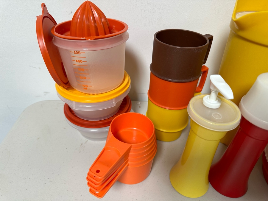 Just Added - Vintage Tupperware Lot [Photo 3]
