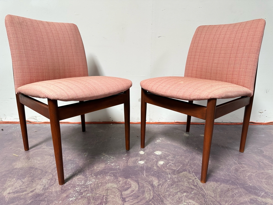 Just Added - Vintage Mid-Century Modern Finn Juhl Model #191 Side Chairs For France & Son Imported By John Stuart Inc, A Pair 21'W X 22'D X 32'H [Photo 6]