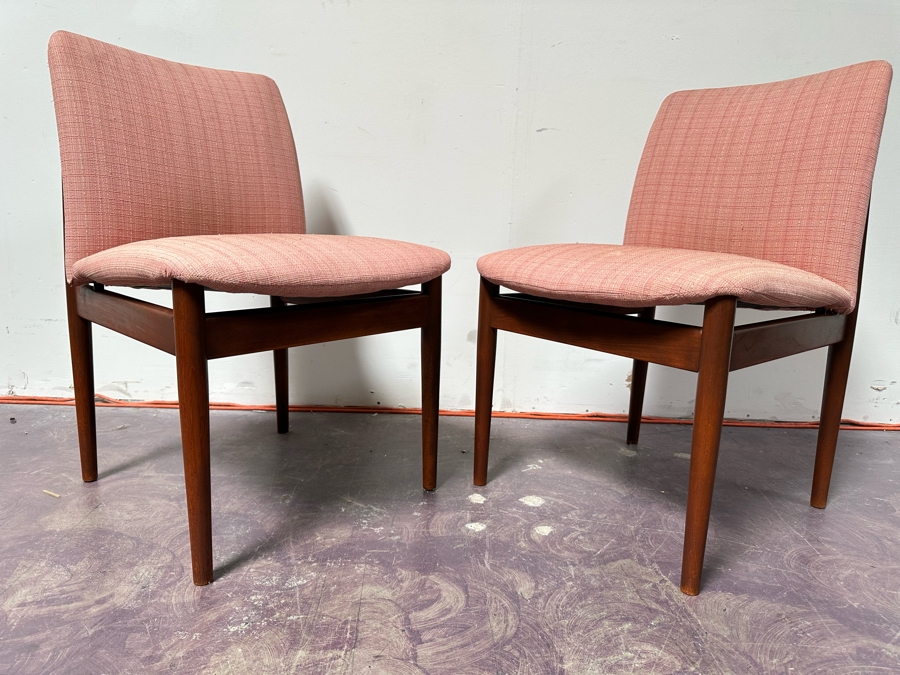 Just Added - Vintage Mid-Century Modern Finn Juhl Model #191 Side Chairs For France & Son Imported By John Stuart Inc, A Pair 21'W X 22'D X 32'H [Photo 7]