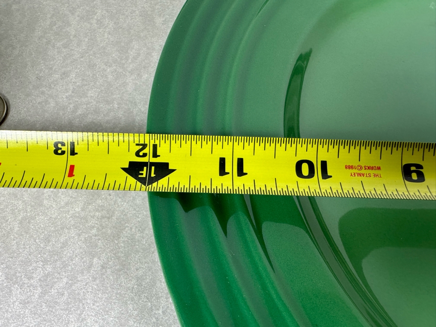 Le Creuset Stoneware Plates: 4 X 12'R & 4 X 10'R [Photo 6]