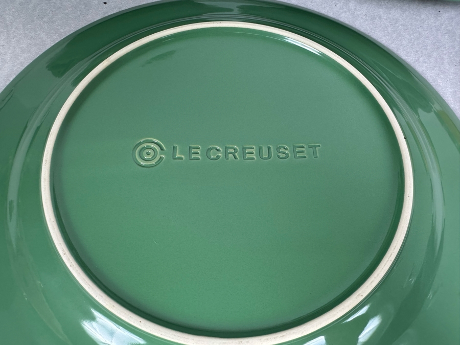 Le Creuset Stoneware Plates: 4 X 12'R & 4 X 10'R [Photo 3]