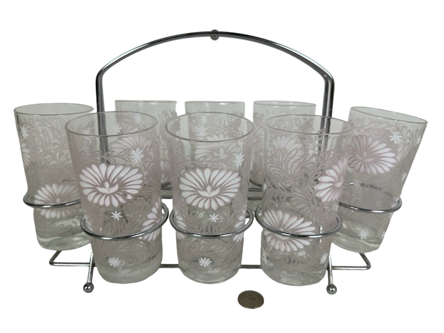 Vintage Glassware 8 Glasses 5.5'H With Chrome Caddy